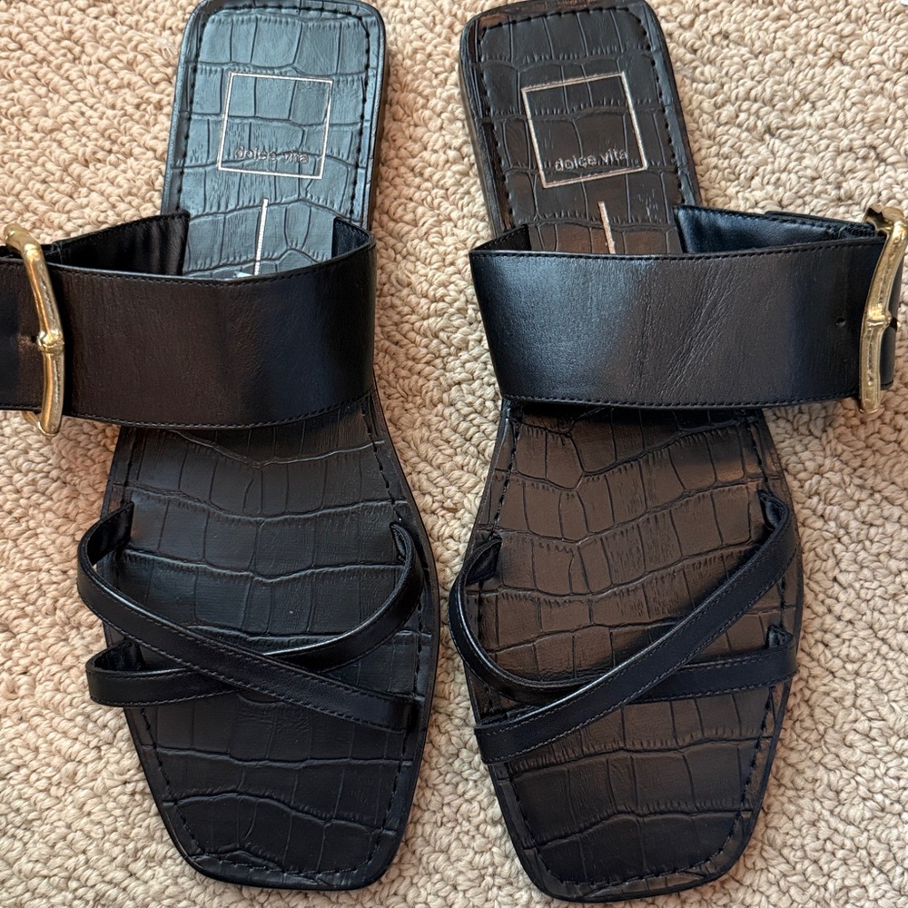 Dolce Vita Black Croc-Patterned Slides